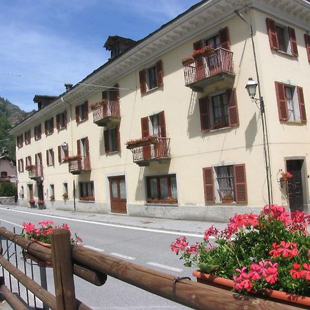 Hotel Col Du Mont Arvier Exterior photo